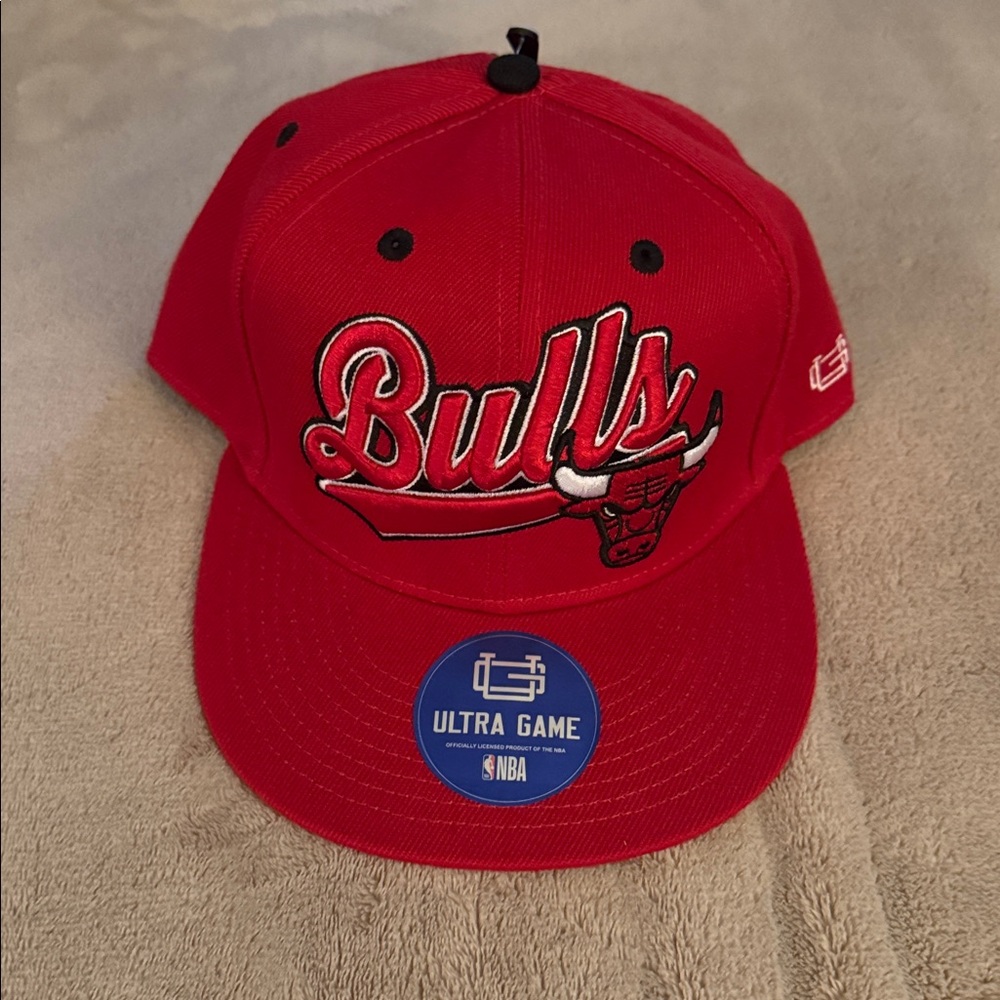 NWT Chicago Bulls NBA Basketball Ultra Game Adjustable Snapback Cap - Red